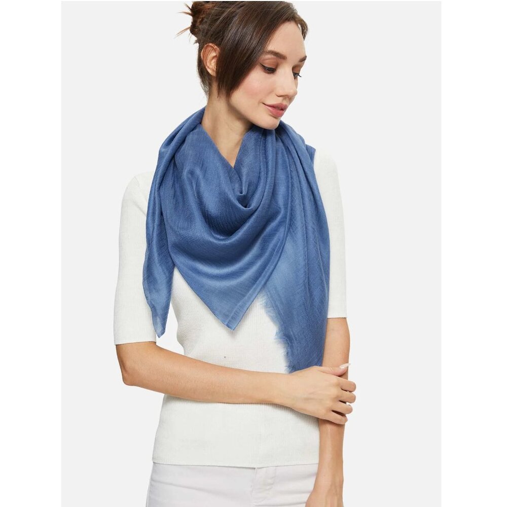 NWOT Ovcio Featherlight Cashmere Scarf Dark Blue - Picture 6 of 12